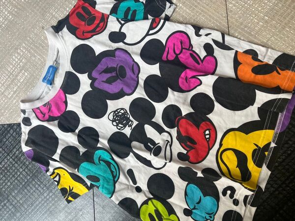 東京ディズニーリゾート ミッキー Tシャツ 150 Disney 総柄 フェイス カラフル