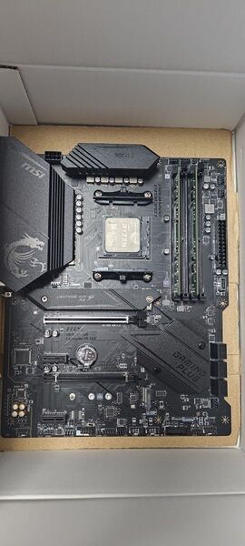 マザボ CPU メモリ