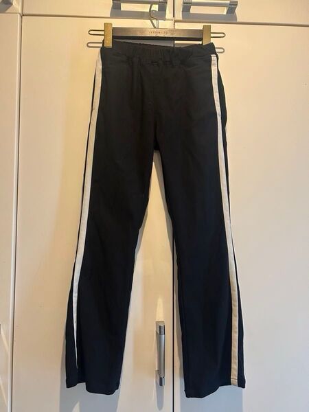 GU ラインパンツ スゥエットパンツ Mサイズ