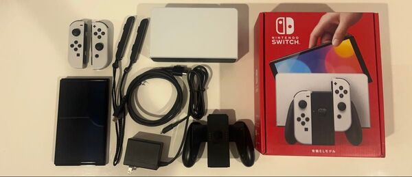 Nintendo Switch 本体 (有機ELモデル) ホワイト ※美品、おまけ×2付き、箱含め全付属品付いてます