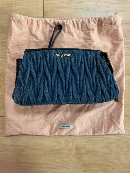 miu miu ミュウミュウ マテラッセ クラッチバック ポーチ デニム
