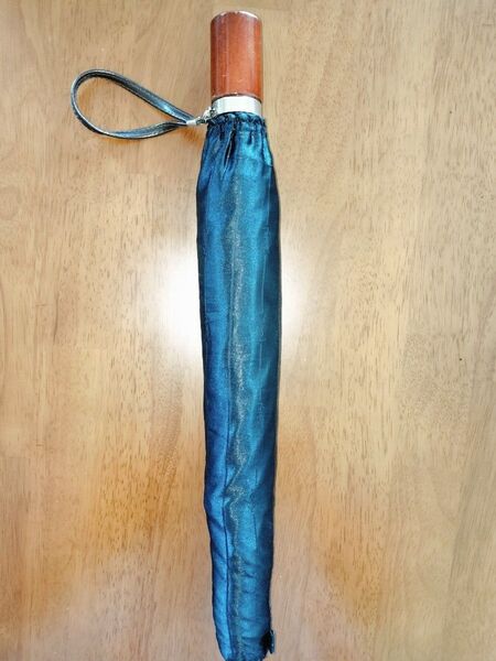 未使用 YvesSaintLaurent イブサンローラン 折りたたみ傘 黒