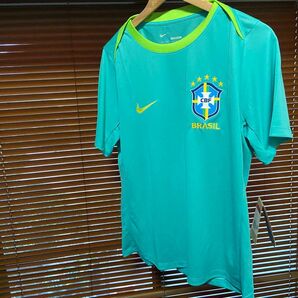 ナイキ ブラジル代表 ユニフォーム トレーニングウェア