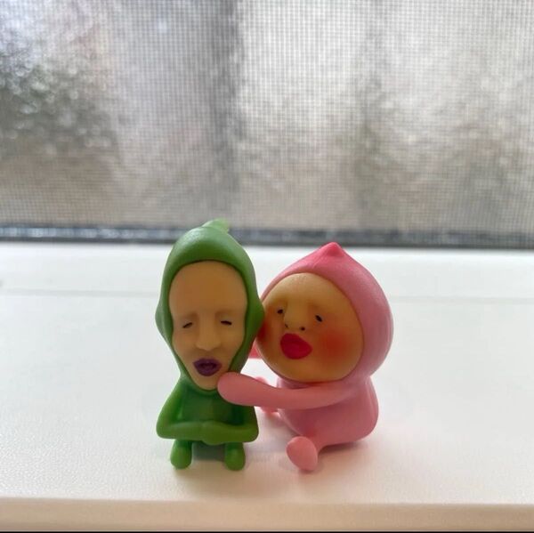 【2個セット】 こびとづかん 抱きつきフィギュア カクレモモジリ クサマダラオオコビト フィギュア セット 1999 e