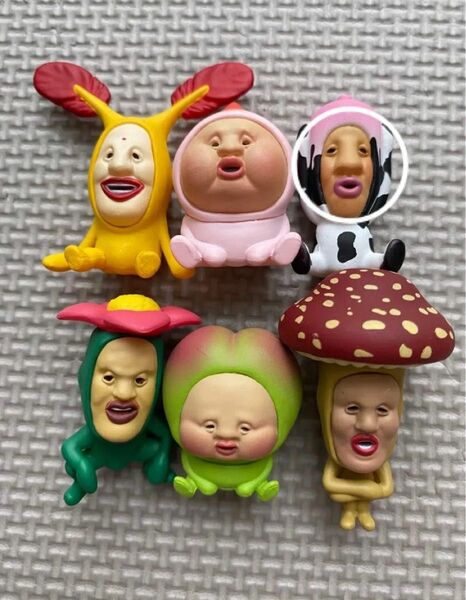こびとづかん おすわりマスコット 1 ガチャガチャ フィギュア シボリオオチチ