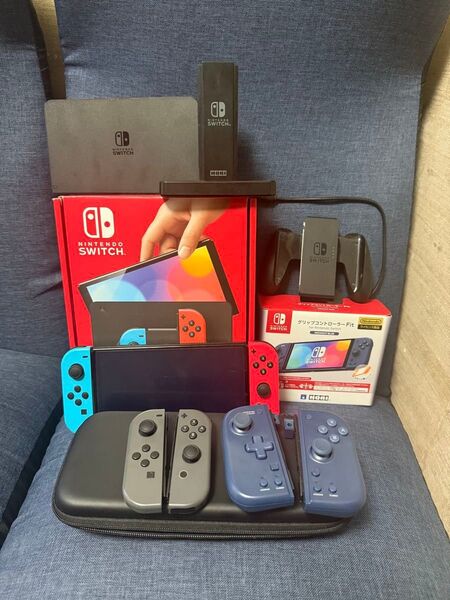 状態良好 Nintendo Switch 本体 有機EL 赤、青 付属品多数