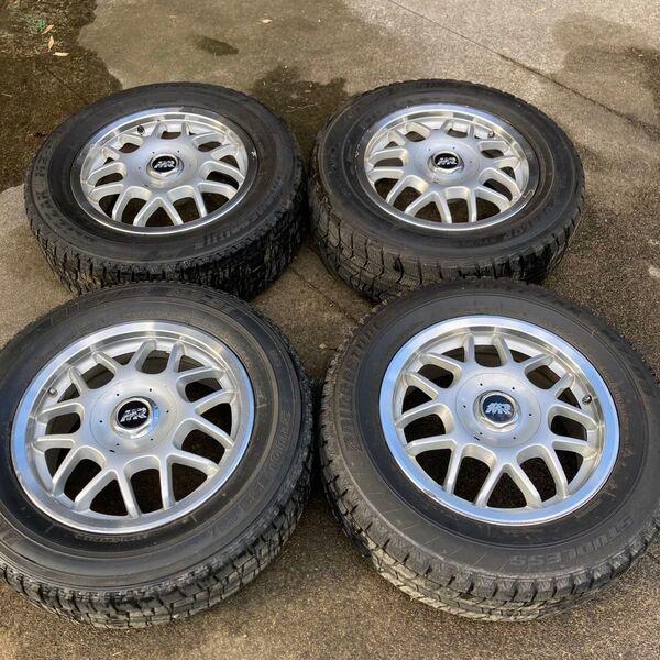 アルミホイール 205/65/15タイヤ用 ホイールサイズ 15×61/2×jj マルチ5穴 ブリザックスタッドレス付属