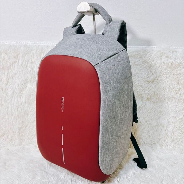 【美品】XD DESIGNボビー Bobby 多機能リュック 防犯リュック リュック バックパック 通学 大容量 軽量 防水