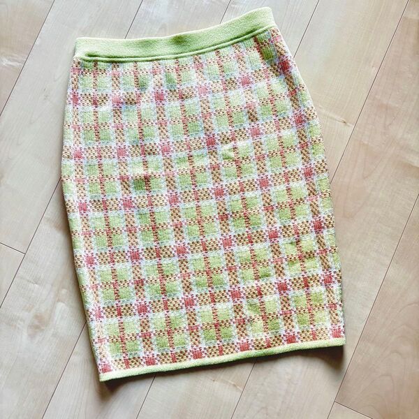 エスカーダ ESCADA チェック柄 た タイトスカート