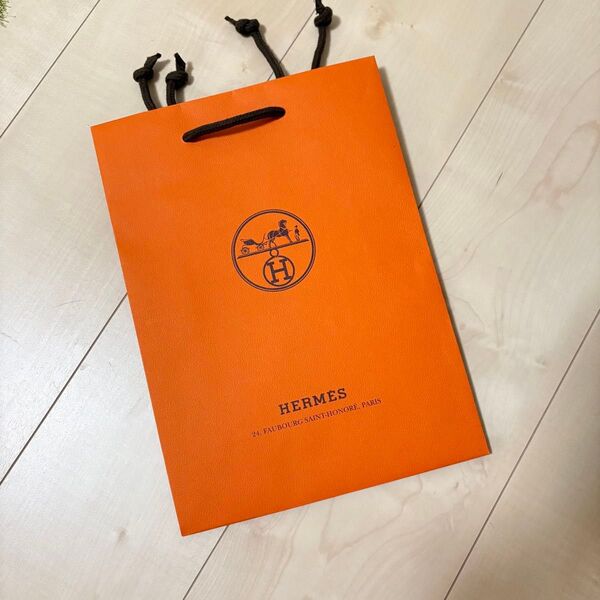 新品未使用 大きめサイズ エルメス HERMES 紙袋 ショッパー ショップ袋 ブランド紙袋