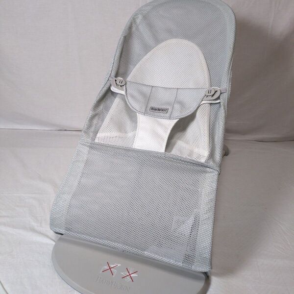 ●極美品● ベビービョルン バウンサー バランスソフトエアー メッシュ シルバー BABYBJORN Air