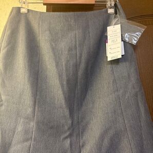 スカート 新品未使用 タグ付き グレー