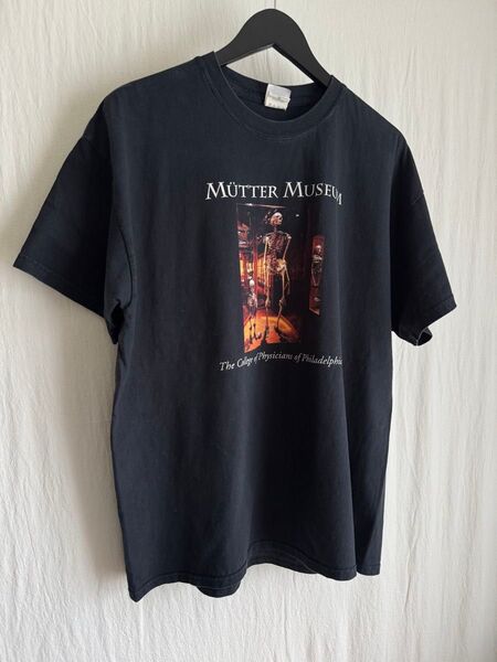 2000s MUTTER MUSEUM フォト T-shirt 表記XL Hanes 牛タグ 博物館 スカル ヴィンテージ