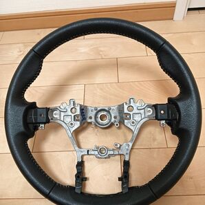 トヨタ純正 GUN125 ハイラックス 本革巻きステアリング 純正ステアリング HILUX ランクル70 再再販 GDJ76