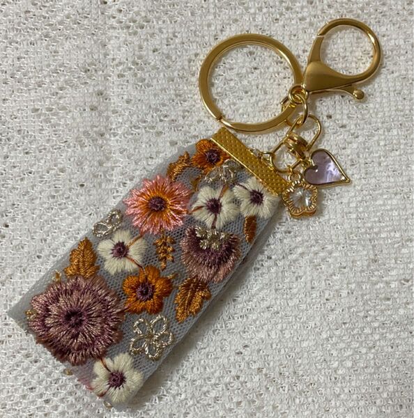 ハンドメイド インド刺繍リボン キーホルダー チャーム