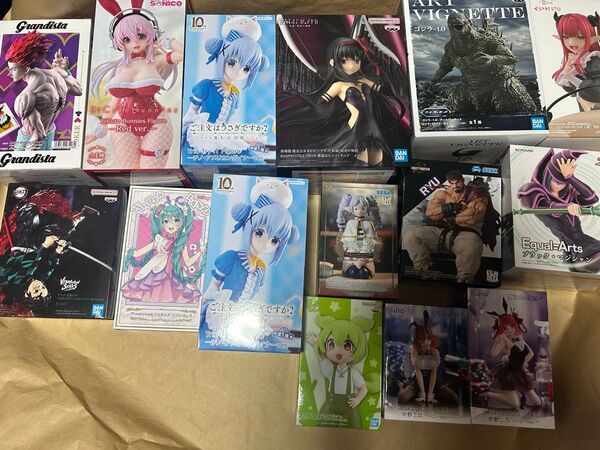 プライズフィギュア15点まとめ売り 美少女 初音ミク 喜多川海夢 ヒソカ ゴジラ フィギュア