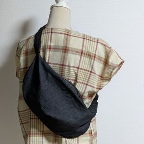 柔らかデニムのボディバッグ大きめサイズ★ハンドメイド