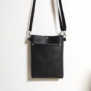 お散歩ショルダーサコッシュバッグ★フェイクレザー★ハンドメイド