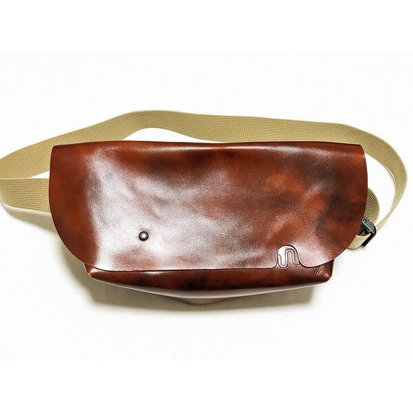 Uni&co メッセンジャーバッグ S 角擦れ 展示B品? 定価37,500円 MESSENGER BAG ユニアンドコー