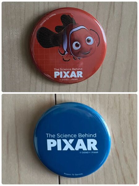 PIXARピクサー 缶バッジコレクション全16種中の2つ