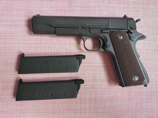 東京マルイ ガスブローバックガン COLT M1911A1 コルトガバメント