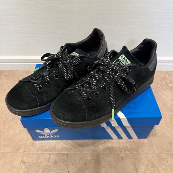 adidas STAN SMITH スタンスミス スニーカー FW2640 スエード スウェード 黒 ブラック 22.5cm