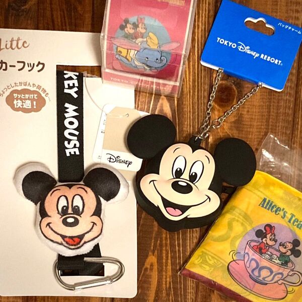 バッグチャーム&ロールメモ&エコバッグ&カーフック 新品 Disney/ディズニーランド/ミッキー/ミニー/レトロ/シリコンケース