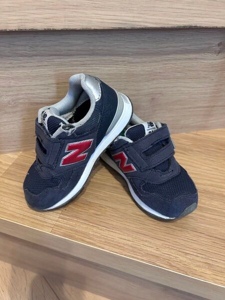 New Balance キッズスニーカー ネイビー