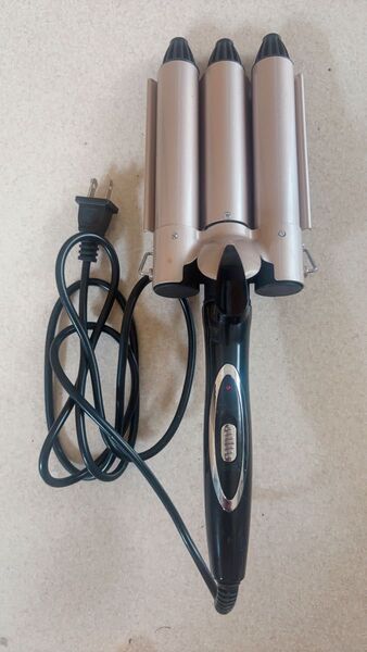 トリプルバレル カールヘアアイロン 130W ヘアアイロン カールアイロン