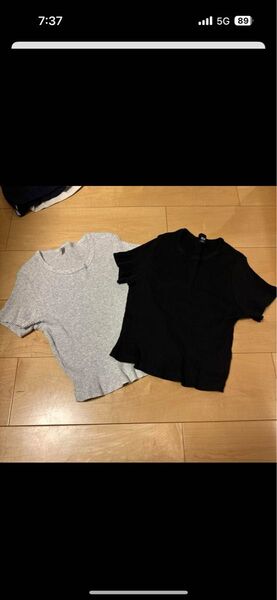 UNIQLOクロップド丈リブTシャツ 二枚セット
