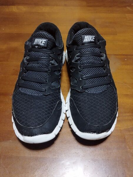 NIKE スニーカー 黒 ブラック 27cm