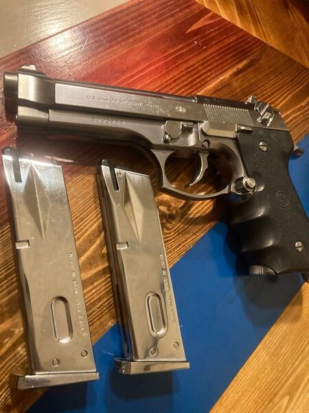 東京マルイ M92F ガスブローバック クロームステンレス バルブ交換済み 少し訳アリ