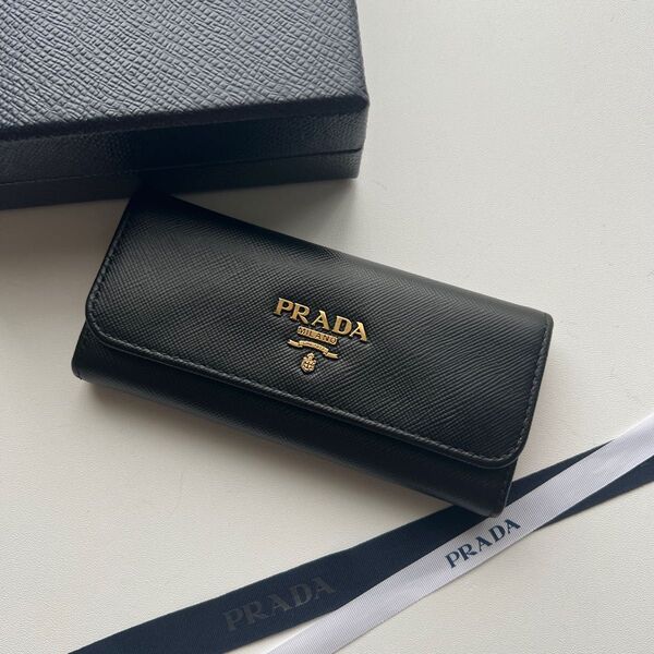 212 美品 PRADA プラダ キーケース