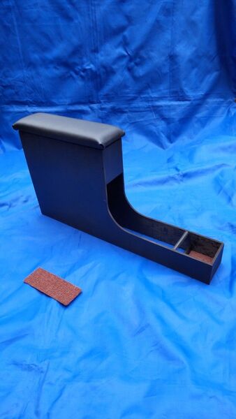 ハンドメイド製 ハイゼットカーゴ300系センターコンソールBOX