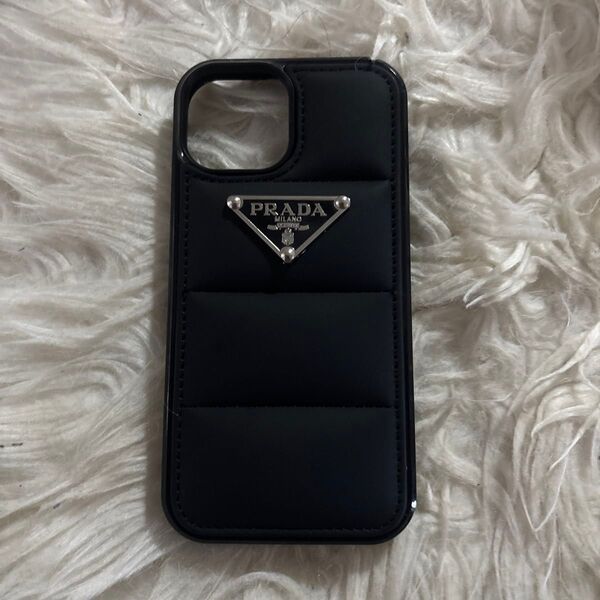 iPhone15 ケース °・*:.。.☆キルティング スマホケース