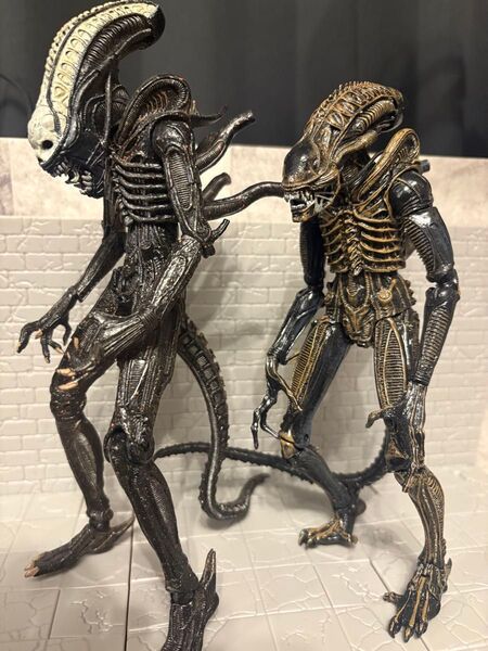 現状品 NECA マクファーレン エイリアン フィギュア セット