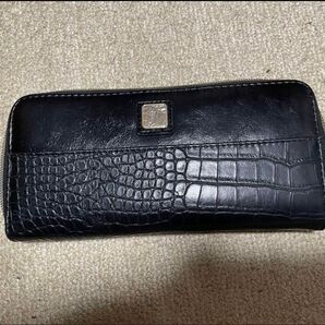 クロコダイル風レザー長財布
