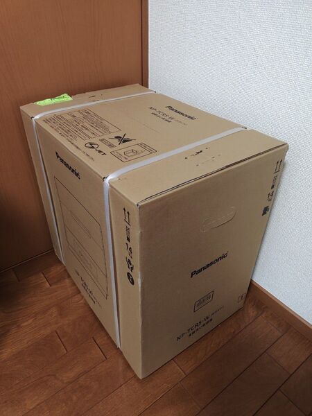 新品未開封 パナソニック NP-TCR5-W 卓上型食器洗い乾燥機 ホワイト