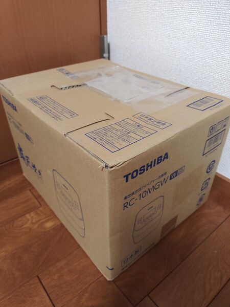 新品未開封 東芝 RC-10MGW(W) 真空圧力IH炊飯器 炎 匠炊き 5.5合炊き グランホワイト