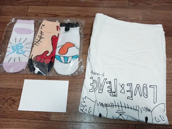 内田理央 Magical サイン入り写真集初版帯付き ワニブックス だーりお共和国TシャツLサイズ×1 靴下3足組