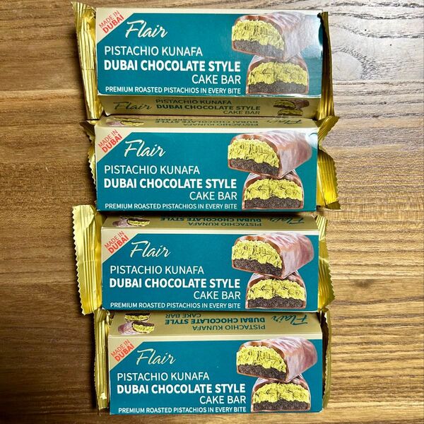 ドバイチョコ風ケーキバー 4個