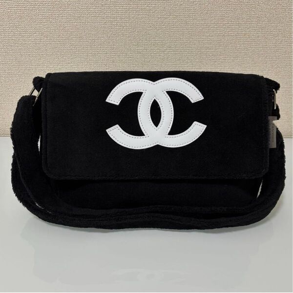 CHANEL シャネル パイル ショルダーバッグ ギフト ココマーク フラップ ショルダー ブラック ホワイト