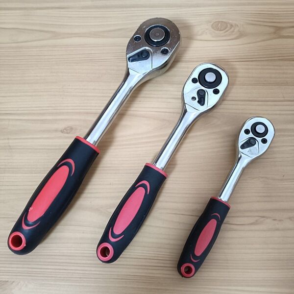ラチェットハンドル 訳あり 工具セット まとめ売り ソケットレンチ 変換アダプター 大量 自動車 バイク 整備 ギア コンパクト