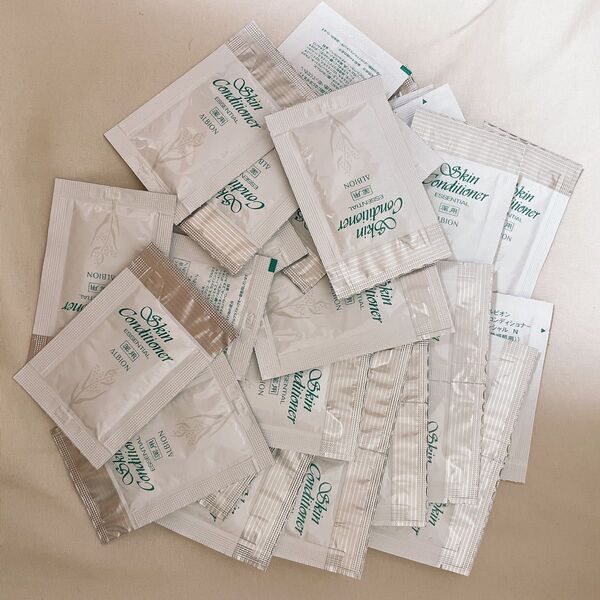 【サンプル】ALBION アルビオン 薬用 スキンコンディショナー エッセンシャル N 3.0mL×35包 コットン付