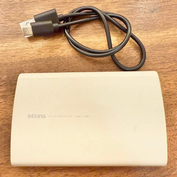 AXING リチウムバッテリー 2500 充電器 スマホ充電 iPhone Android USBケーブル 動作使用確認済み