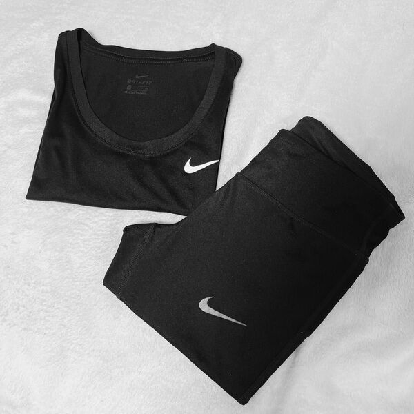Nike ナイキ Tシャツ レギンス セット 黒 ブラック