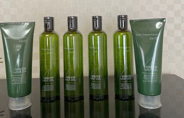 APROTIE シャンプーZero4本、ヘアトリートメントZero2本セット
