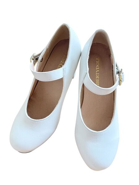 リバティードール☆超美品☆7cmヒール パンプス ヒール 結婚式 普段使い