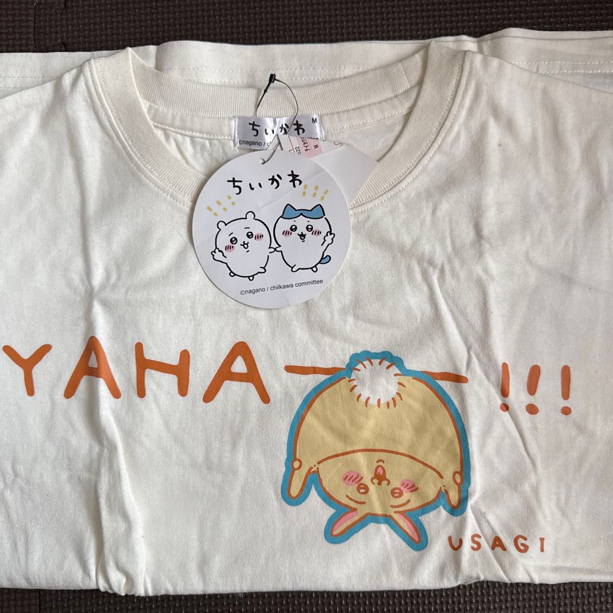 Tシャツ　ちいかわ　うさぎ　Mサイズ