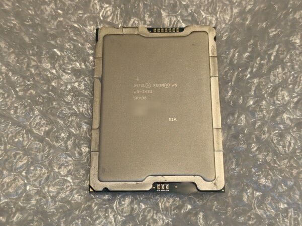 Intel Xeon W5-3433 CPU LGA4677 Xeon SP Sapphire Rapids サーバー 動作ok